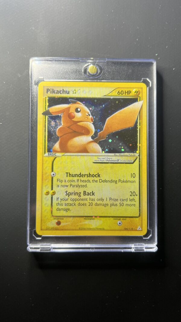 Pokémon EX Holon Phantoms – Pikachu [Gold Star] #104 (proxy card)